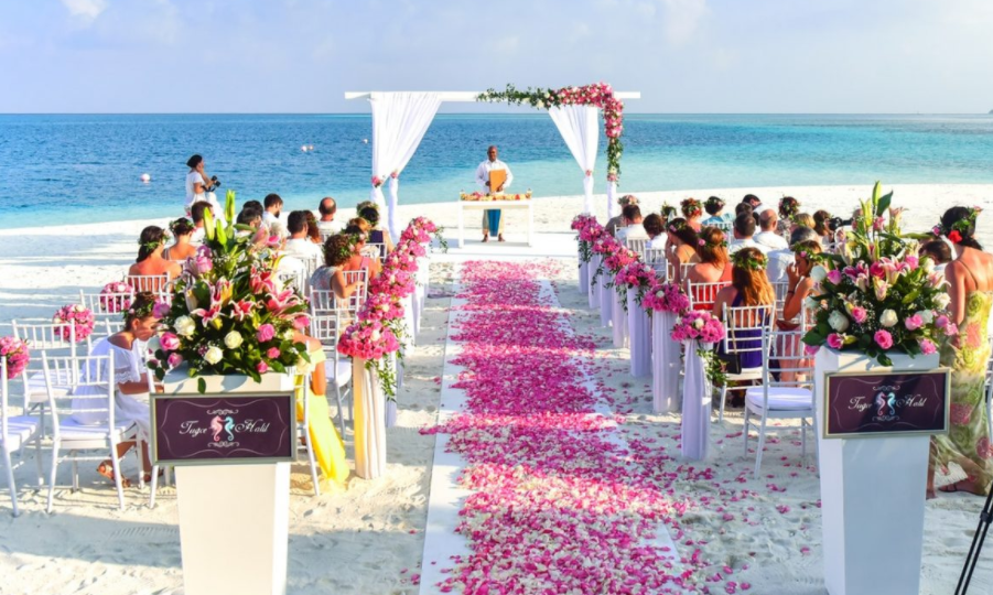 beach weddings Australia packages