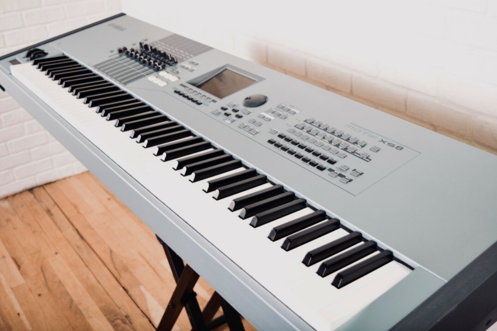 electronic piano for sale